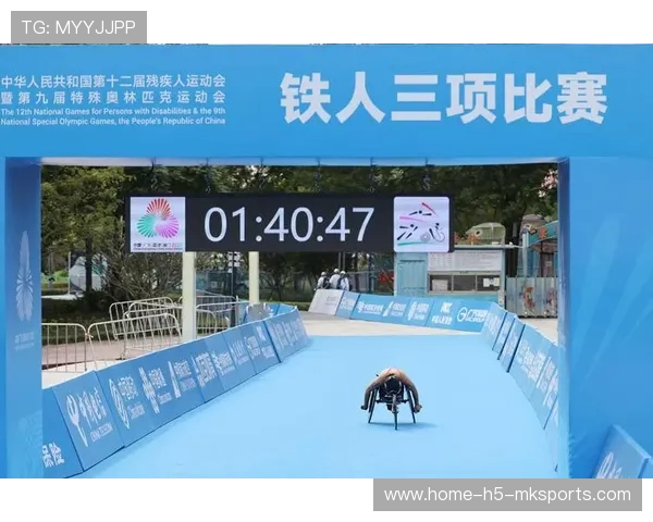 铁人三项队进行综合状态调试，总体成绩稳步提升